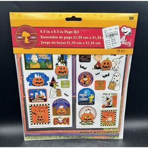 Brand New Peanuts Snoopy Scrapbooking Kit Great Pumpkin Halloween -T27